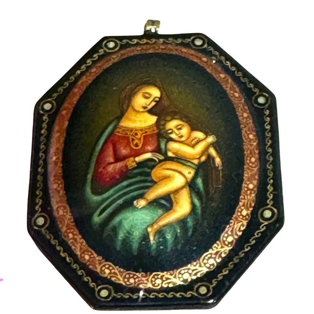 Russian Lacquer Pendant Madonna and Child Hand Painted Palekh Signed Miniature